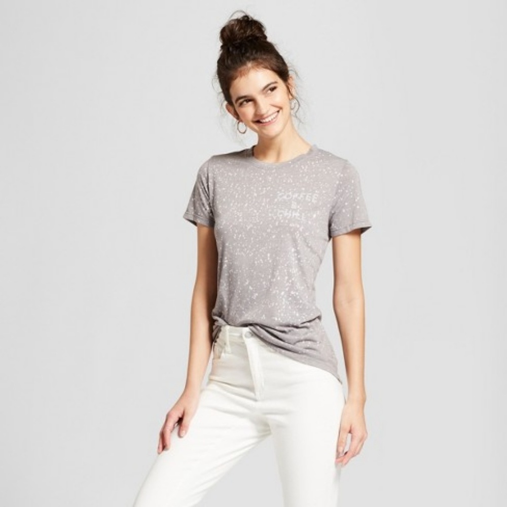 Zoe + Liv "coffee & chill" graphic T shirt small